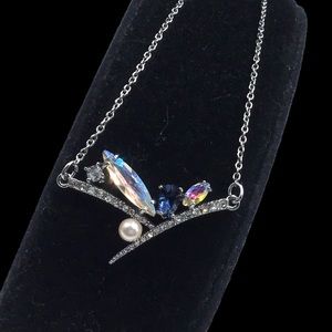 Chic Silver and Blue Gemstone Necklace